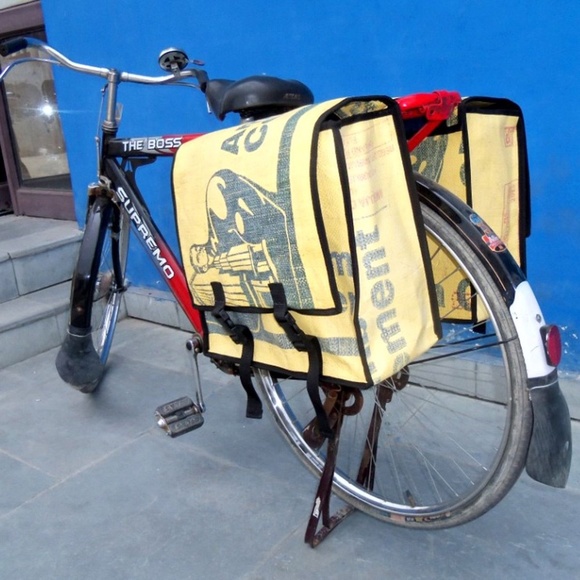 Bike Pannier and Messenger Bag - Picture 2 of 7